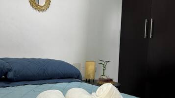 3 chambres, fer et planche Ă  repasser, Wi-Fi, draps fournis