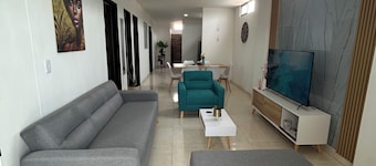 Moderdo Apt 3 Bedrooms with WIFI in the courtyards Cúcuta