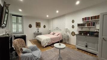 2 bedrooms, internet