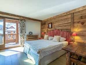 5 chambres, accès au Wi-Fi (inclus), literie fournie