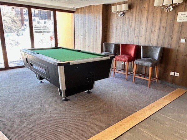 Game room