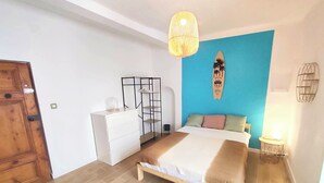 5 室のベッドルーム、アイロン / アイロン台、WiFi、ベッドシーツ