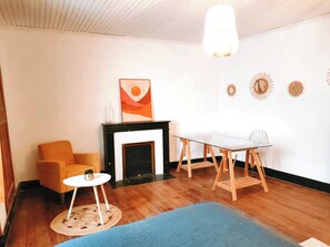 Interior - Cosy central & quiet appt with 5db Bed and clim (Nîmes)