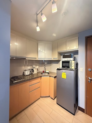 Microwave, oven, stovetop