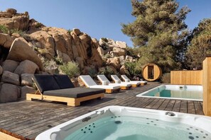 Baignoire à remous extérieure