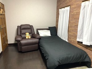 2 chambres, fer et planche à repasser, accès au Wi-Fi (inclus)