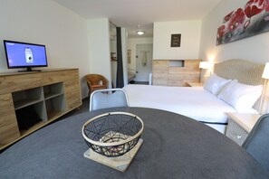 Fer et planche à repasser, Wi-Fi, draps fournis