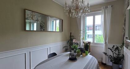 Chambre privée en centre ville avec petit déjeuner !