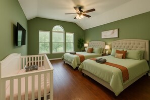 3 bedrooms, iron/ironing board, free WiFi, bed sheets