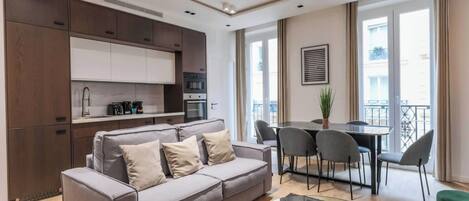 Apartment | Living area