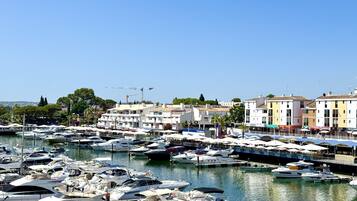 Marina/club nĂĄutico