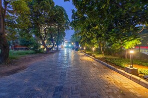 Miscellaneous - Hotel Limon Sector 45 Gurgaon (Gurugram)