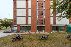 Exterior - Hotel Limon Sector 45 Gurgaon (Gurugram)