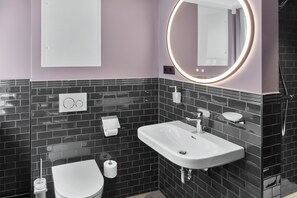 Hårføner, håndklær, såpe og toalettpapir