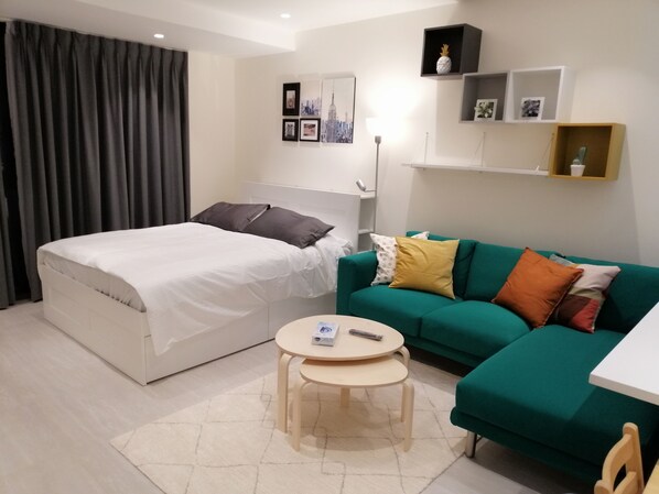 1 bedroom, iron/ironing board, WiFi, bed sheets