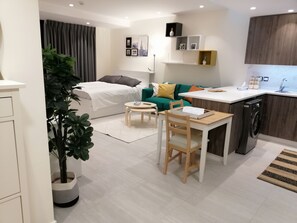 1 bedroom, iron/ironing board, WiFi, bed sheets