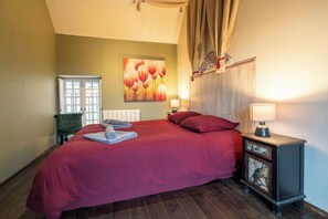 2 chambres, fer et planche à repasser, Wi-Fi, literie fournie