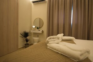 Suite, Partial Ocean View | In-room safe, blackout drapes, soundproofing, free WiFi - SIDONIA SUITE (Viannos)