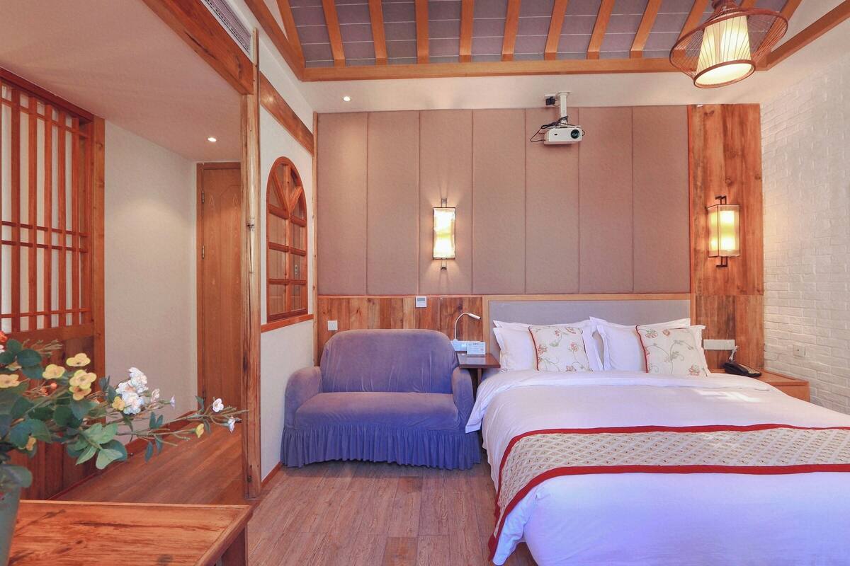 Comfort Double Room, City View