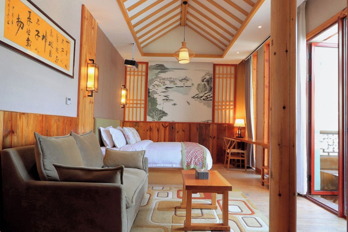 Chambre Double Luxe, vue ville | Literie de qualité supérieure, couette en duvet d'oie