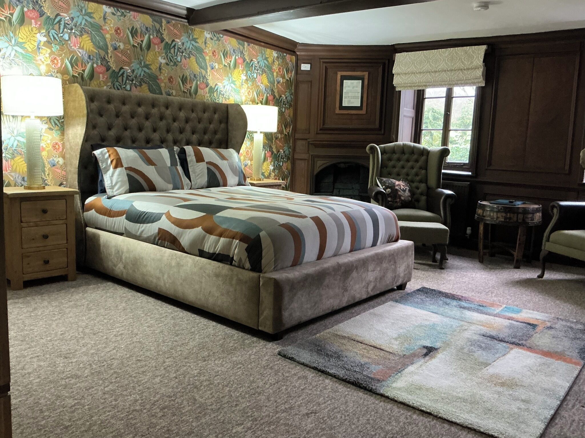 تجهيزات عازلة للصوت وواي فاي مجانًا