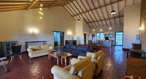 Living area - Lux Suites Leilani Annex Naivasha (Naivasha)