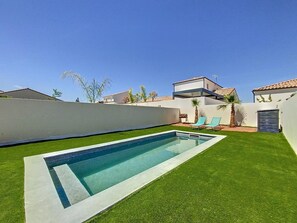 Pool - Villa perfect for family holidays with swimming pool and 15 min from Cap d'Agde (Montblanc)