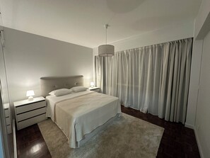 1 soverom, strykejern/-brett, wi-fi og sengetøy