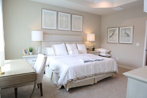 4 bedrooms, desk, iron/ironing board, free WiFi
