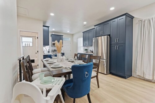 Stylish Luxury Stay in SLC