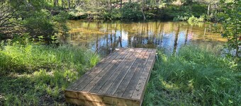 Cosy cottage in the heart of nature with stream, footbridge and private island
