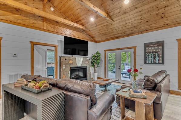 Smart TV, fireplace, offices