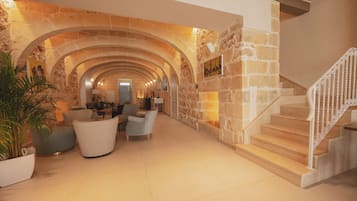 47-Zoll-Smart-TV mit Kabelempfang