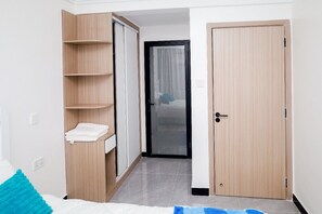 1 camera, Wi-Fi, lenzuola