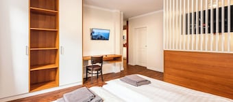 Zum Brandenburger Tor 02