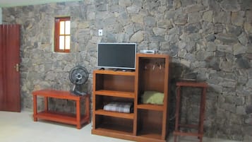Nhà gỗ dành cho gia đình, lanai, quang cảnh vườn | Truy cập Internet không dây miễn phí