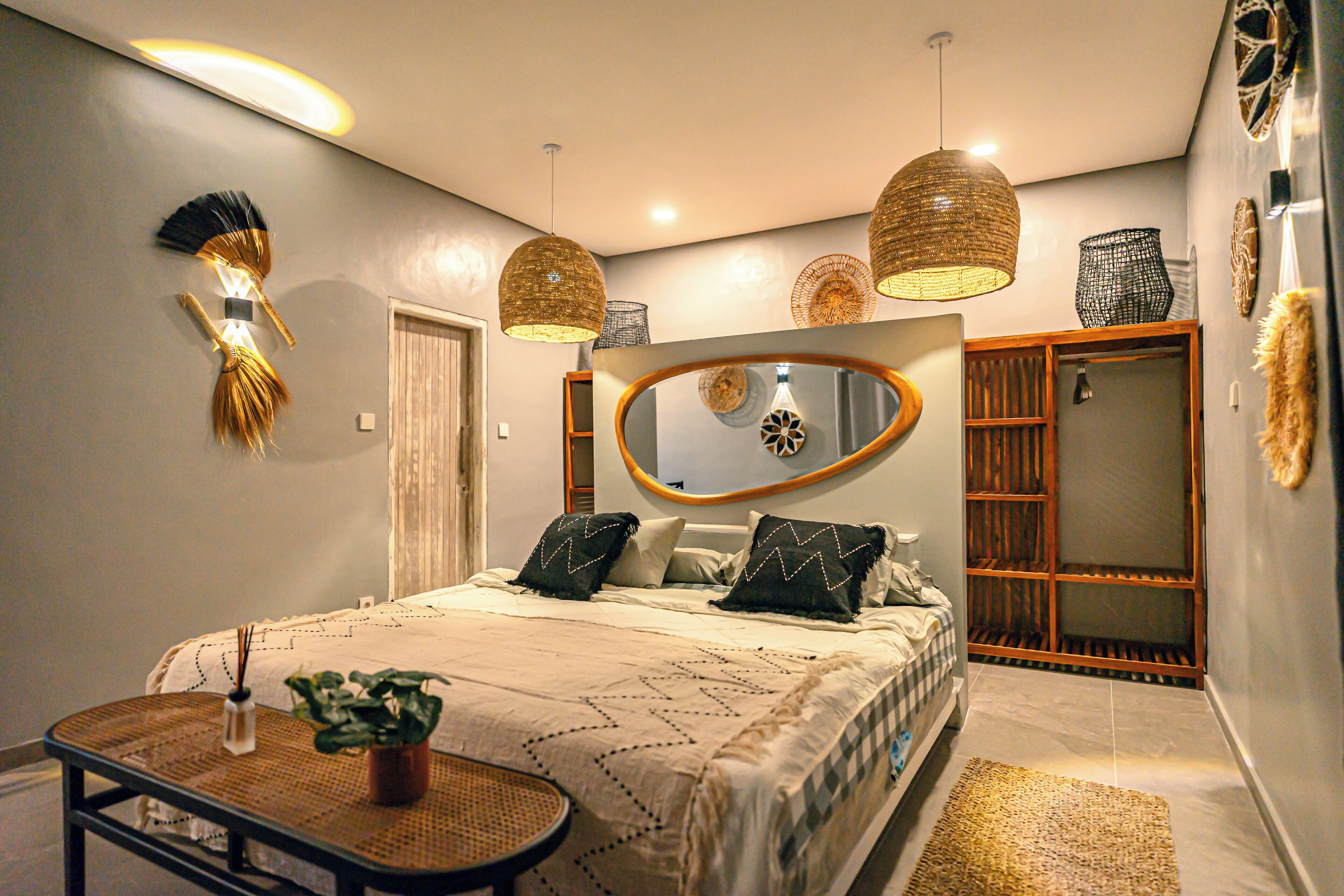 1 bedroom, internet, bed sheets