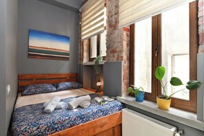 1 bedroom, iron/ironing board, WiFi, bed sheets