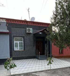 Căn hộ dành cho gia đình, quang cảnh thành phố | Trang bị nội thất với thiết kế riêng biệt, màn/rèm cản sáng 