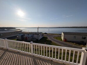 Apartment, 3 Bedrooms, Terrace, Garden View | Property grounds