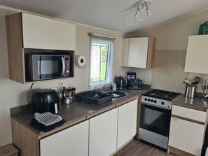 Apartment, 3 Schlafzimmer, Terrasse, Gartenblick | Innenbereich