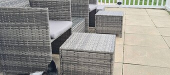 The Seaflower - With Lake Views