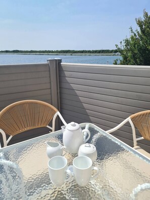 Apartamento, 3 habitaciones, terraza, vistas al jardín | Bañera de hidromasaje al aire libre