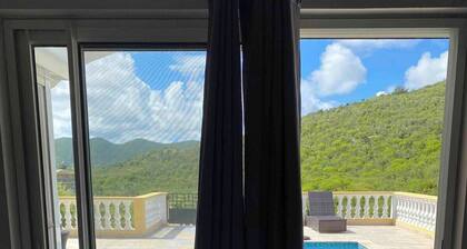 Lovely Studio Apartment with Pool & Nature Views!