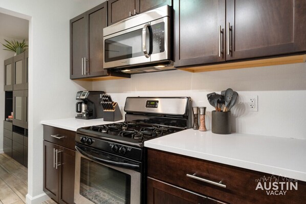 Fridge, microwave, oven, stovetop