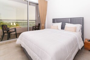 2 quartos, ferros/tábuas de passar roupa, Wi-Fi, roupa de cama