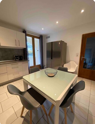 APPARTEMENT SPACIEUX  2 CH ENTRE MER ET MONTAGNE