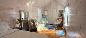 Tiny House located behind the Bell Buckle Mosaic House in Bell Buckle, Tennessee