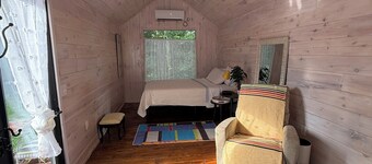 Tiny House located behind the Bell Buckle Mosaic House in Bell Buckle, Tennessee