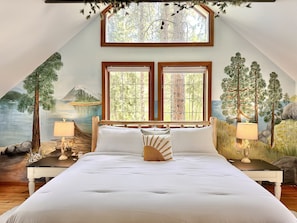 Cabin, 3 Bedrooms | 3 bedrooms, iron/ironing board, free WiFi